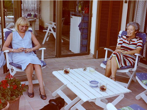 Anneke Mulder- Engel en Evi Polak-van Perlstein / Mallorca - 1981